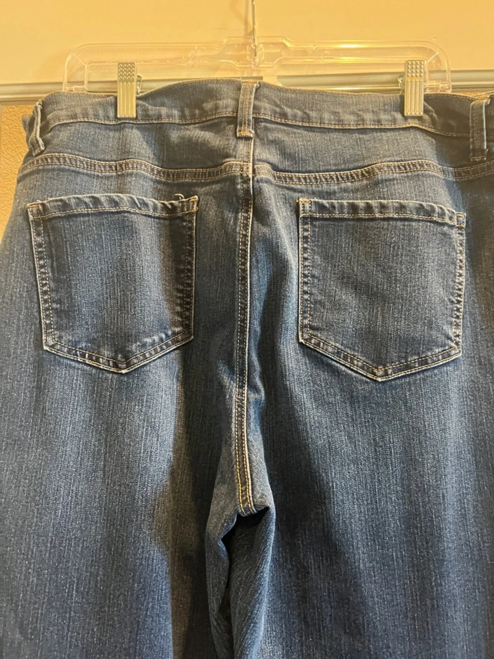 Gloria Vanderbilt Straight Leg Jeans in Deep Blue Denim - Picture 4 of 4